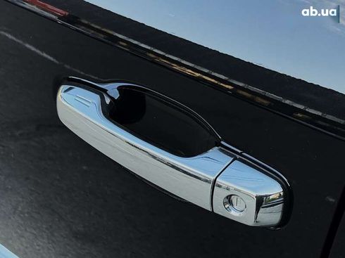 Toyota Land Cruiser 2019 - фото 16