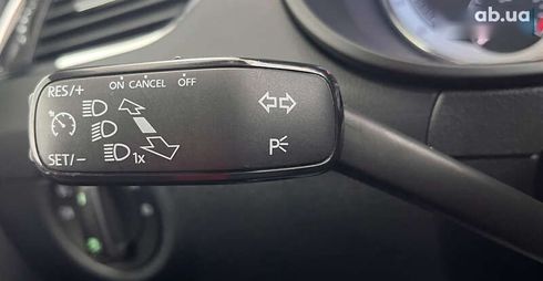 Skoda Octavia 2018 - фото 13