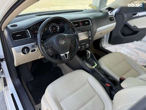 Volkswagen Jetta 2012 - фото 17