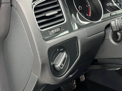 Volkswagen Golf 2020 белый - фото 14
