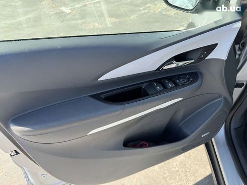 Chevrolet Bolt 2021 - фото 18