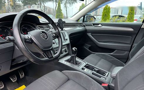 Volkswagen Passat 2015 - фото 10