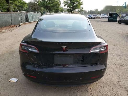 Tesla Model 3 2019 - фото 8