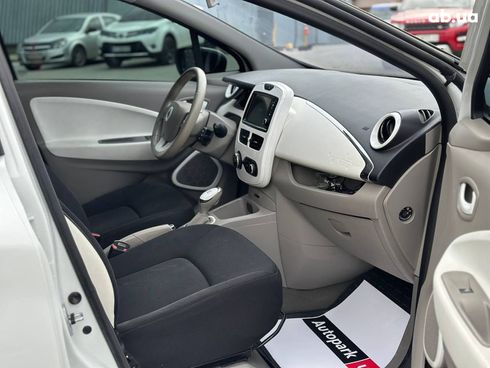 Renault Zoe 2014 белый - фото 29