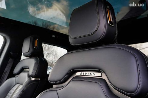 Rivian R1T 2022 - фото 28