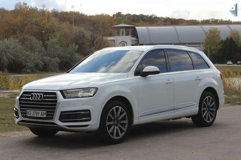 Audi Q7 2015 - фото 3
