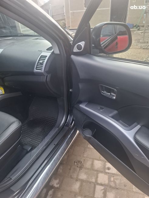 Peugeot 4007 2008 - фото 8