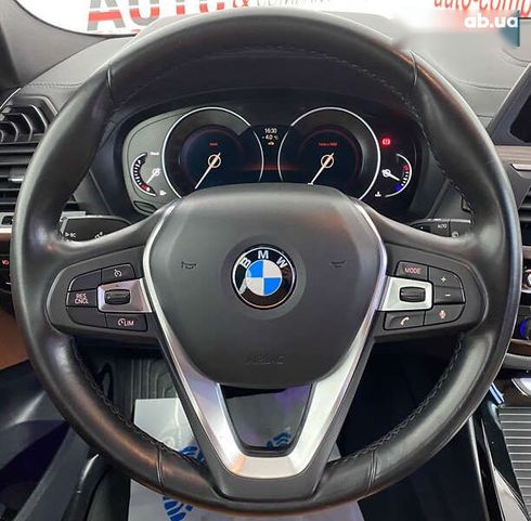 BMW X3 2018 - фото 12