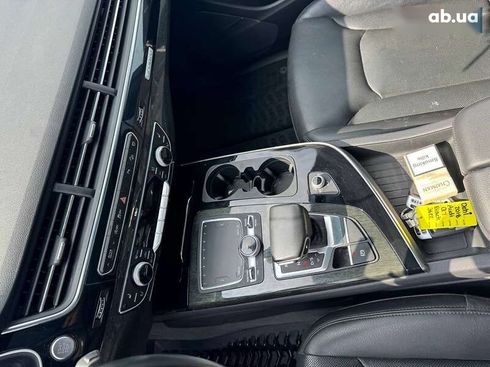 Audi Q7 2018 - фото 14