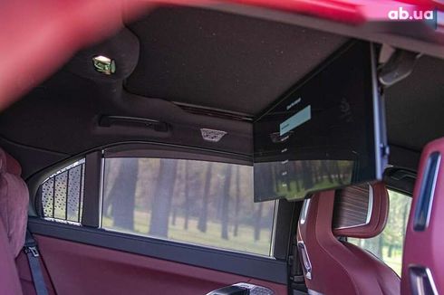 BMW i7 2022 - фото 29