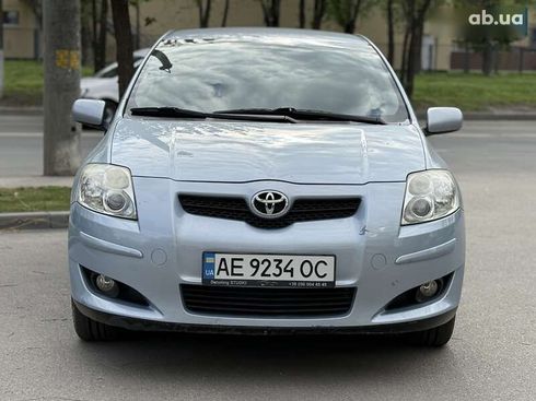 Toyota Auris 2008 - фото 3