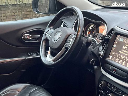 Jeep Cherokee 2015 черный - фото 32