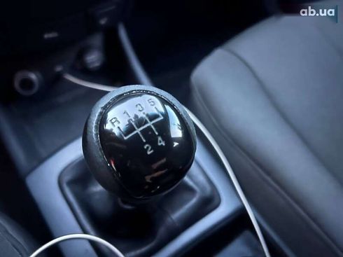 Hyundai Elantra 2008 - фото 17