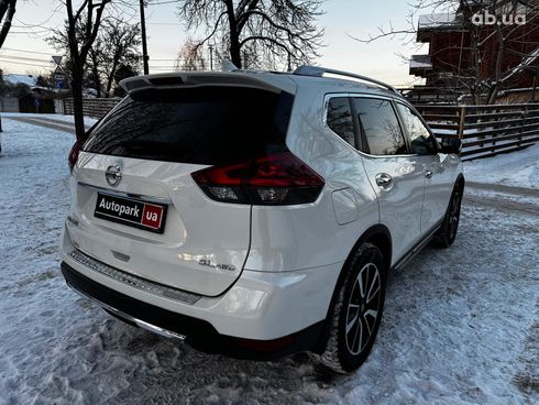 Nissan Rogue 2018 белый - фото 7