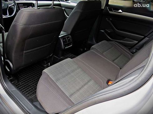 Volkswagen Passat 2020 - фото 17