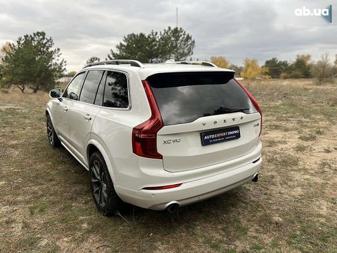 Volvo XC90 2016 - фото 11