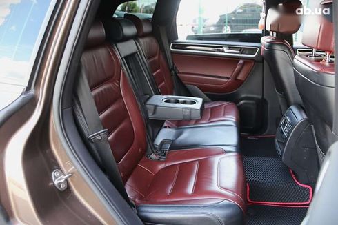 Volkswagen Touareg 2012 - фото 11
