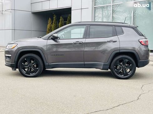 Jeep Compass 2019 - фото 3