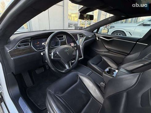 Tesla Model S 2016 - фото 17