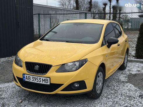 SEAT Ibiza 2011 - фото 2