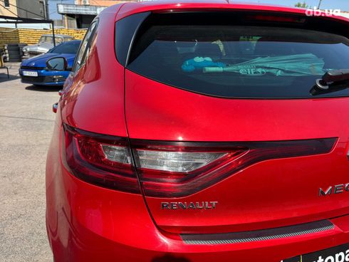 Renault Megane 2017 красный - фото 13
