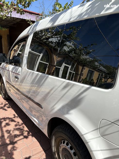 Volkswagen Caddy 2010 белый - фото 3
