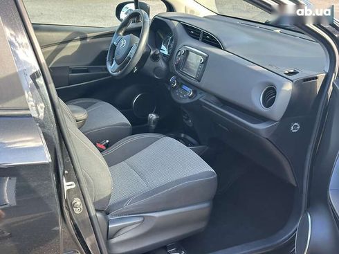 Toyota Yaris 2015 - фото 26