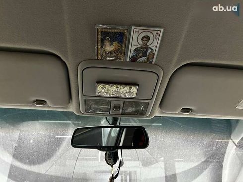 Mitsubishi Grandis 2008 - фото 11