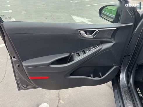Hyundai Ioniq 2019 - фото 15