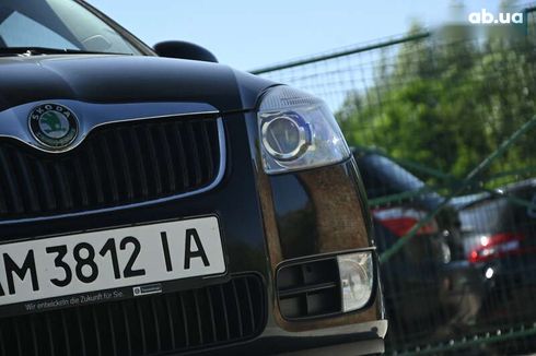 Skoda Fabia 2009 - фото 4