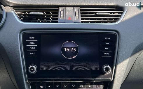 Skoda Octavia 2017 - фото 13