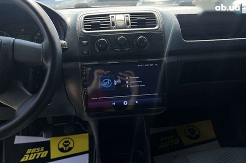 Skoda Fabia 2009 - фото 24