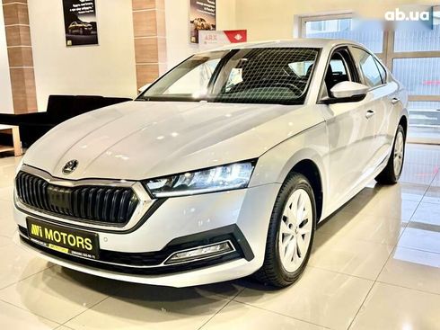 Skoda Octavia 2022 - фото 2