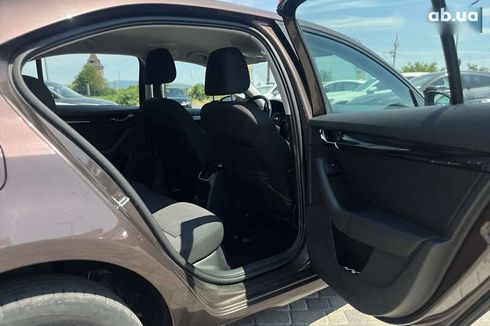 Skoda Octavia 2017 - фото 12