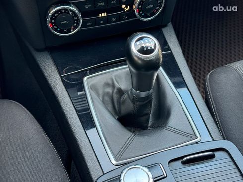 Mercedes-Benz C-Класс 2012 черный - фото 29