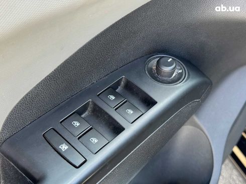 Chevrolet Aveo 2012 черный - фото 13