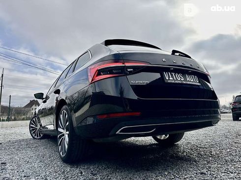 Skoda Superb 2019 - фото 9