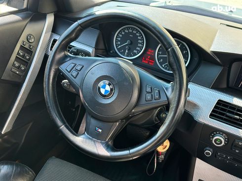 BMW 5 серия 2004 серый - фото 21