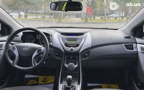 Hyundai Elantra 2013 - фото 13