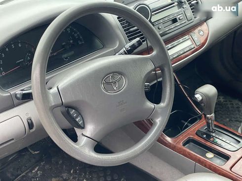 Toyota Camry 2004 - фото 15