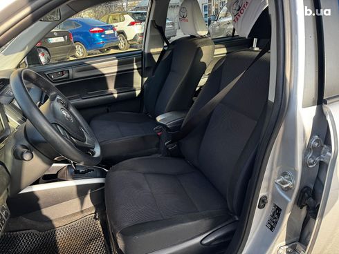 Toyota Corolla 2019 серый - фото 16