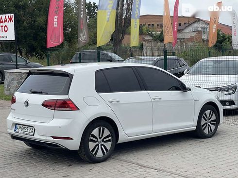 Volkswagen e-Golf 2020 - фото 28