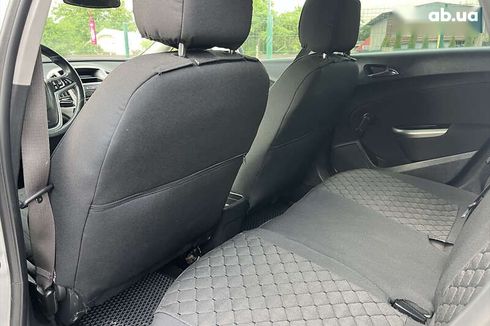 Opel Astra 2012 - фото 27