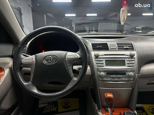 Toyota Camry 2008 - фото 15