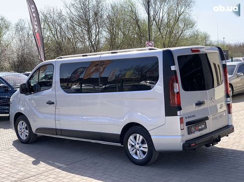 Opel Vivaro 2017 - фото 19