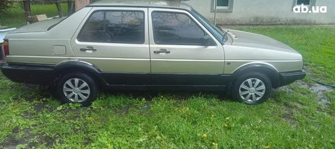 Volkswagen Jetta 1986 бежевый - фото 5