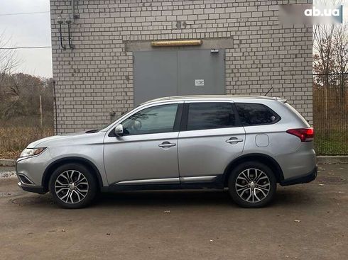 Mitsubishi Outlander 2015 - фото 13