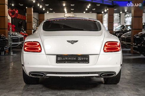 Bentley Continental GT 2012 - фото 12