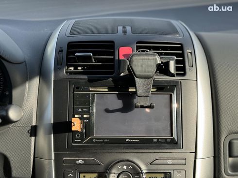 Toyota Auris 2010 черный - фото 27