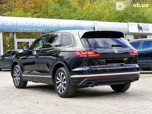 Volkswagen Touareg 2018 - фото 8